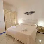 La Petite Smeralda